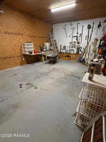 303 Pioneer Lane, Rayne, LA 70578