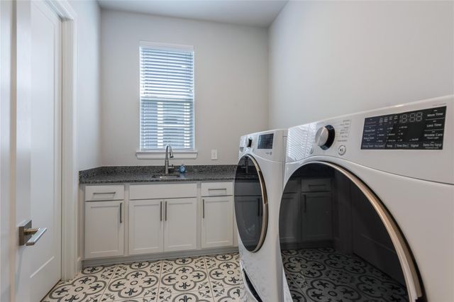 10736 S Lake Mist Lane, Willis, TX 77318