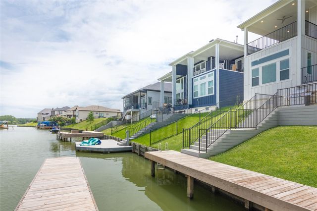 10736 S Lake Mist Lane, Willis, TX 77318