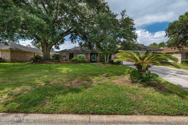 1824 DAYTONA Lane, Jacksonville, FL 32218