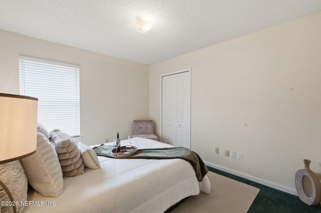1824 DAYTONA Lane, Jacksonville, FL 32218