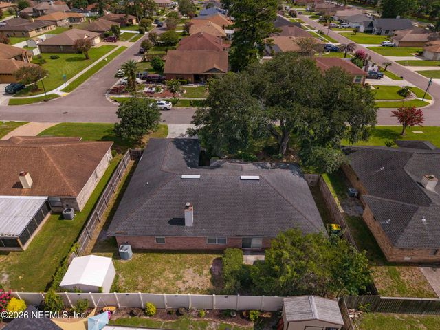 1824 DAYTONA Lane, Jacksonville, FL 32218