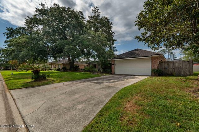 1824 DAYTONA Lane, Jacksonville, FL 32218