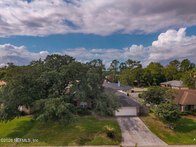 1824 DAYTONA Lane, Jacksonville, FL 32218
