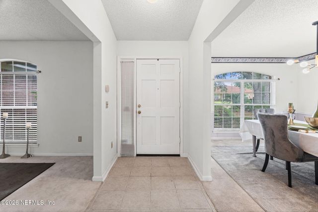 1824 DAYTONA Lane, Jacksonville, FL 32218