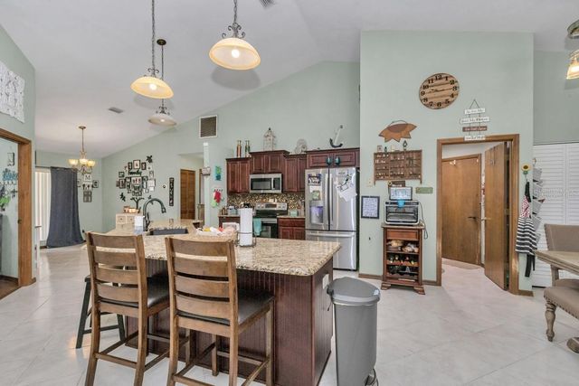 5940 SE 37TH AVENUE, Ocala, FL 34480