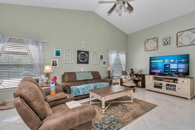 5940 SE 37TH AVENUE, Ocala, FL 34480
