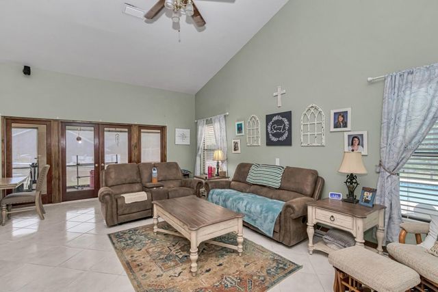 5940 SE 37TH AVENUE, Ocala, FL 34480