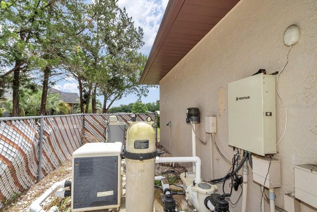 5940 SE 37TH AVENUE, Ocala, FL 34480