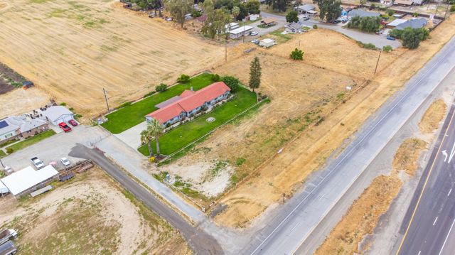 9200 Highway 41, Lemoore, CA 93245
