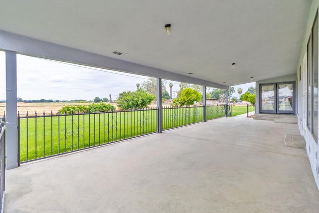 9200 Highway 41, Lemoore, CA 93245