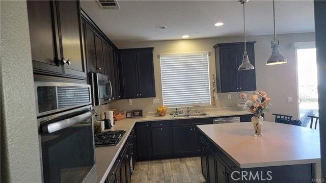 846 Santona, Perris, CA 92571