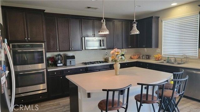 846 Santona, Perris, CA 92571