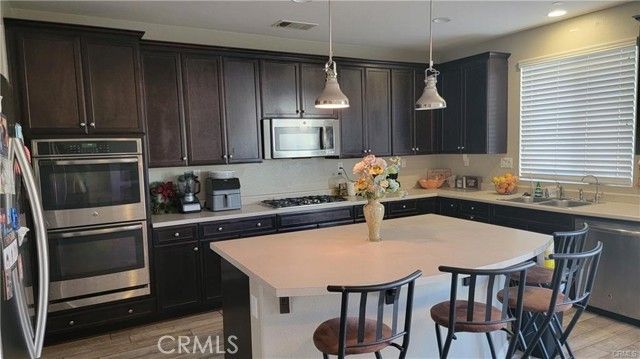 846 Santona, Perris, CA 92571