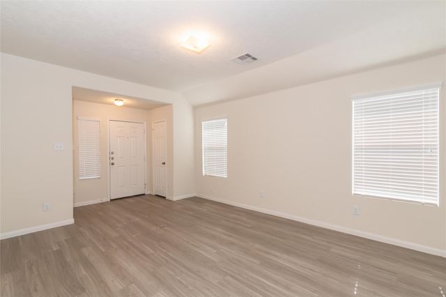 12715 Rio Brazos Street, Rosharon, TX 77583