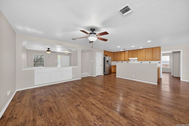 153 SPRINGTREE PKWY, Cibolo, TX 78108