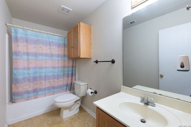 153 SPRINGTREE PKWY, Cibolo, TX 78108