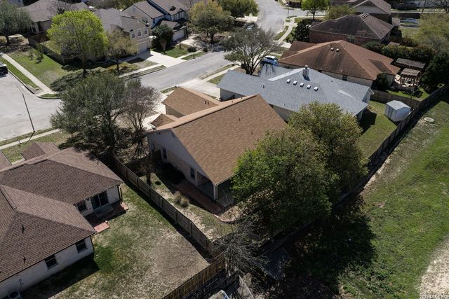 153 SPRINGTREE PKWY, Cibolo, TX 78108