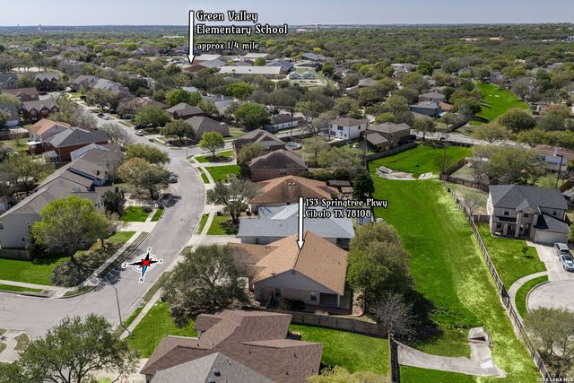 153 SPRINGTREE PKWY, Cibolo, TX 78108