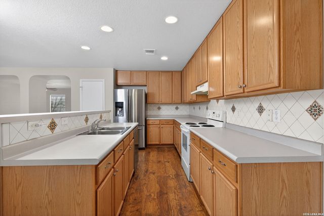 153 SPRINGTREE PKWY, Cibolo, TX 78108