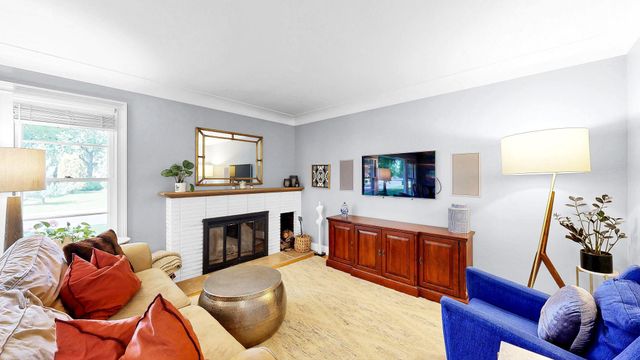 6609 Southdale Road, Edina, MN 55435