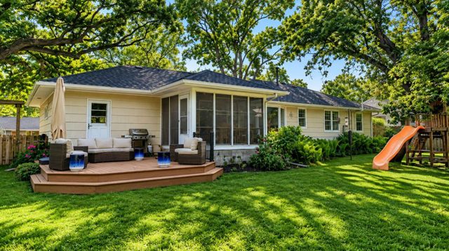 6609 Southdale Road, Edina, MN 55435