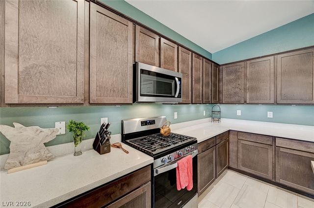 4728 Teton Peak Court, North Las Vegas, NV 89085