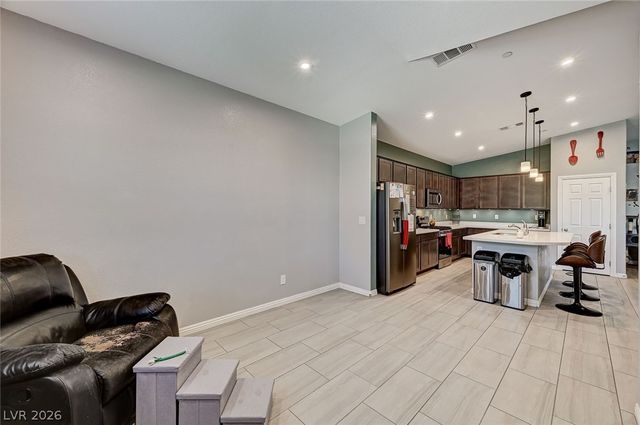 4728 Teton Peak Court, North Las Vegas, NV 89085