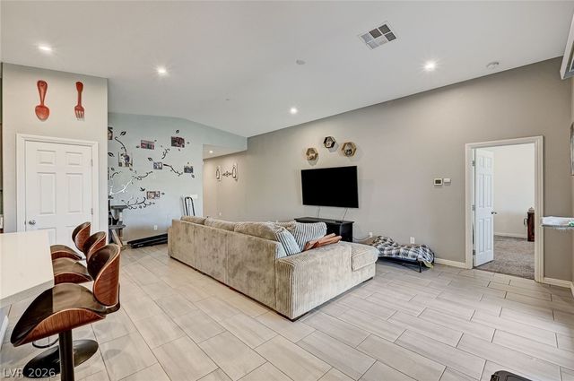 4728 Teton Peak Court, North Las Vegas, NV 89085