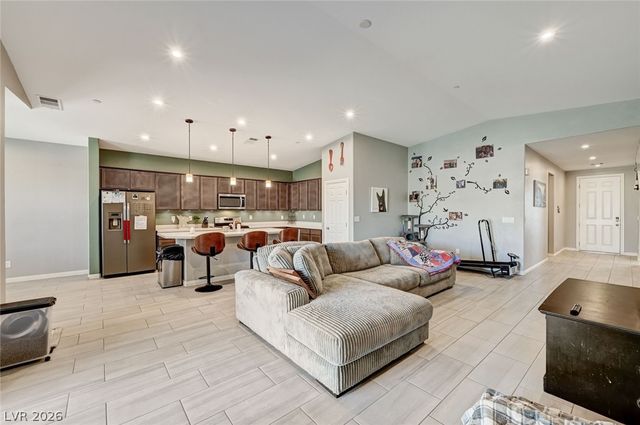 4728 Teton Peak Court, North Las Vegas, NV 89085