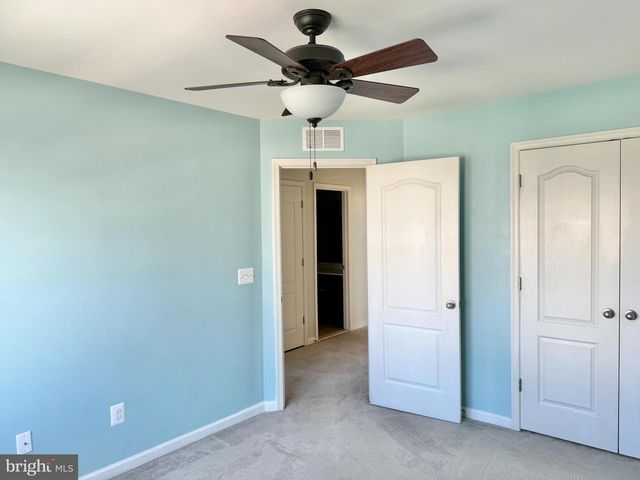 7 COULTER LN, Stafford, VA 22554