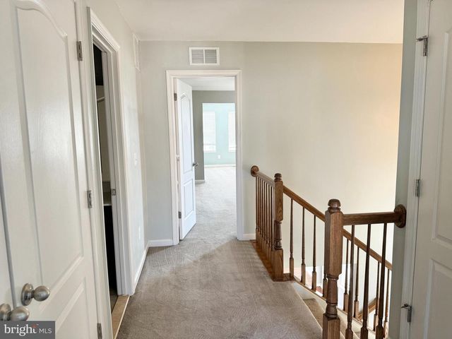 7 COULTER LN, Stafford, VA 22554