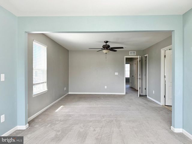 7 COULTER LN, Stafford, VA 22554