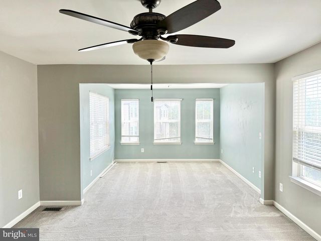 7 COULTER LN, Stafford, VA 22554