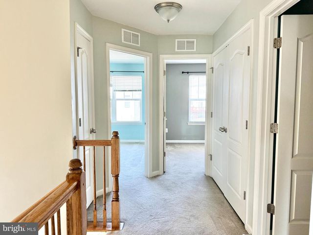 7 COULTER LN, Stafford, VA 22554