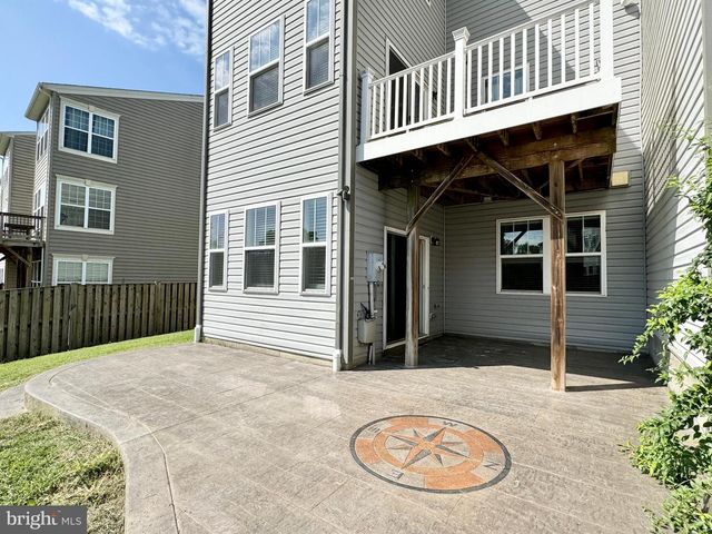 7 COULTER LN, Stafford, VA 22554