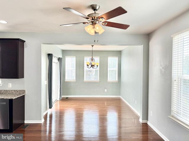 7 COULTER LN, Stafford, VA 22554