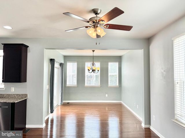 7 COULTER LN, Stafford, VA 22554