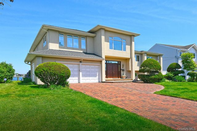 69 Ocean Avenue, Massapequa, NY 11758