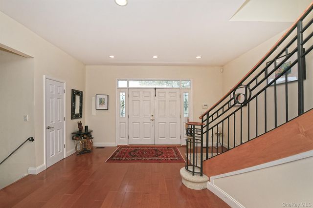 69 Ocean Avenue, Massapequa, NY 11758