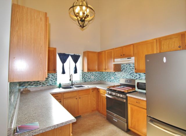 2005 Mountain Road, Morris, IL 60450