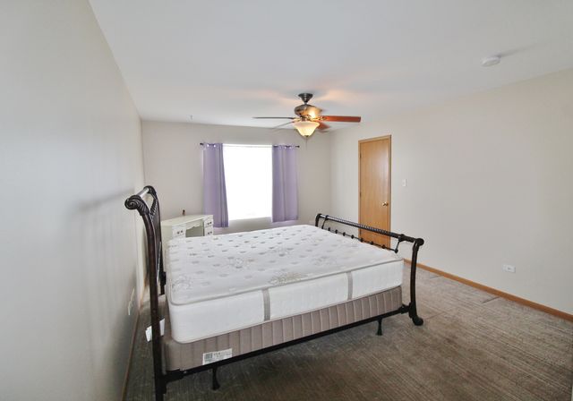 2005 Mountain Road, Morris, IL 60450