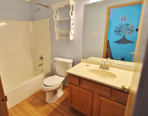 2005 Mountain Road, Morris, IL 60450