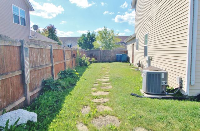 2005 Mountain Road, Morris, IL 60450