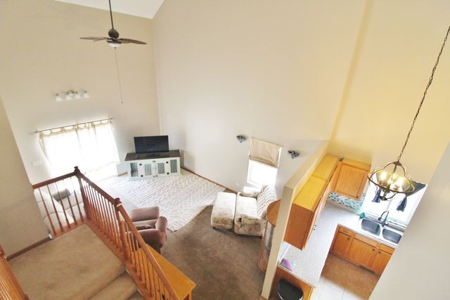 2005 Mountain Road, Morris, IL 60450