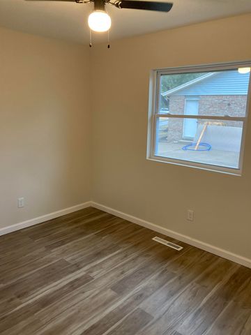 1601 E Del Mar, Wichita, KS 67216