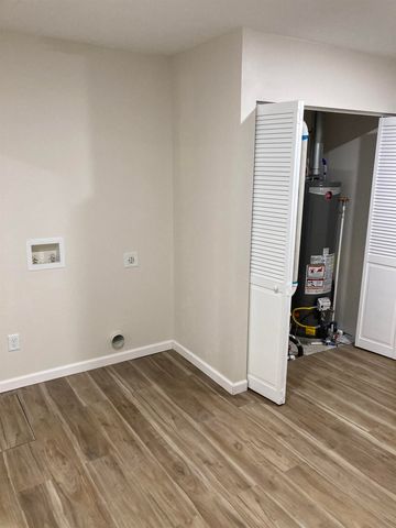 1601 E Del Mar, Wichita, KS 67216