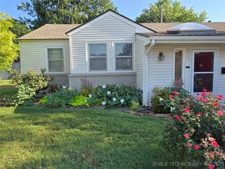 1437 E 38th Place A, Tulsa, OK 74105