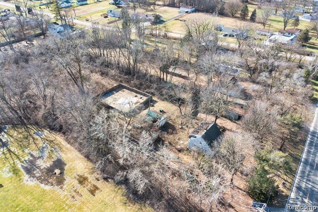 30905 Beverly Road, Romulus, MI 48174