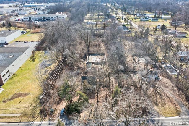 30905 Beverly Road, Romulus, MI 48174
